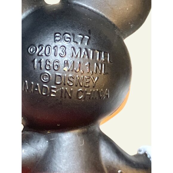 Disney 2013 Mattel Mickey Mouse Figure Collectible Toy 3" PVC Classic Design - Picture 6 of 14